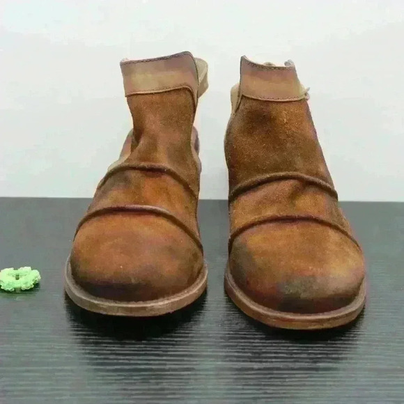 Freebird Leo by Steve Madden Women's Distressed Brown Suede Clog Bootie Size 10 - Picture 5 of 11